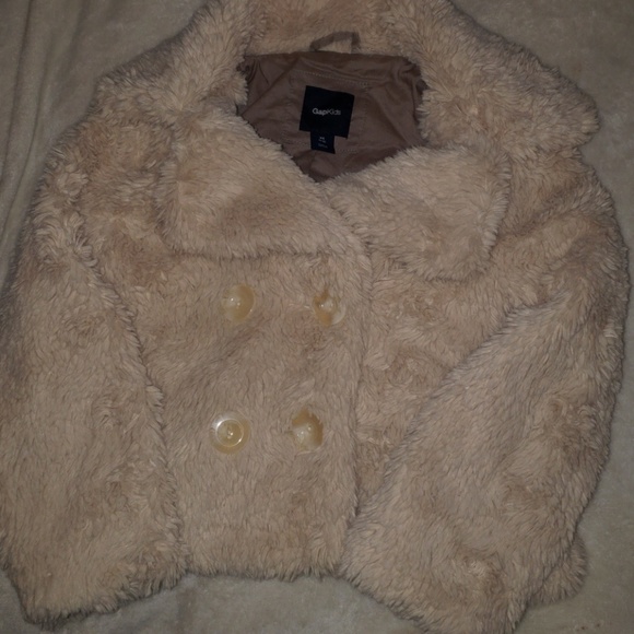 GAP Other - Black Friday SALE girl's 4/5 faux fur jacket